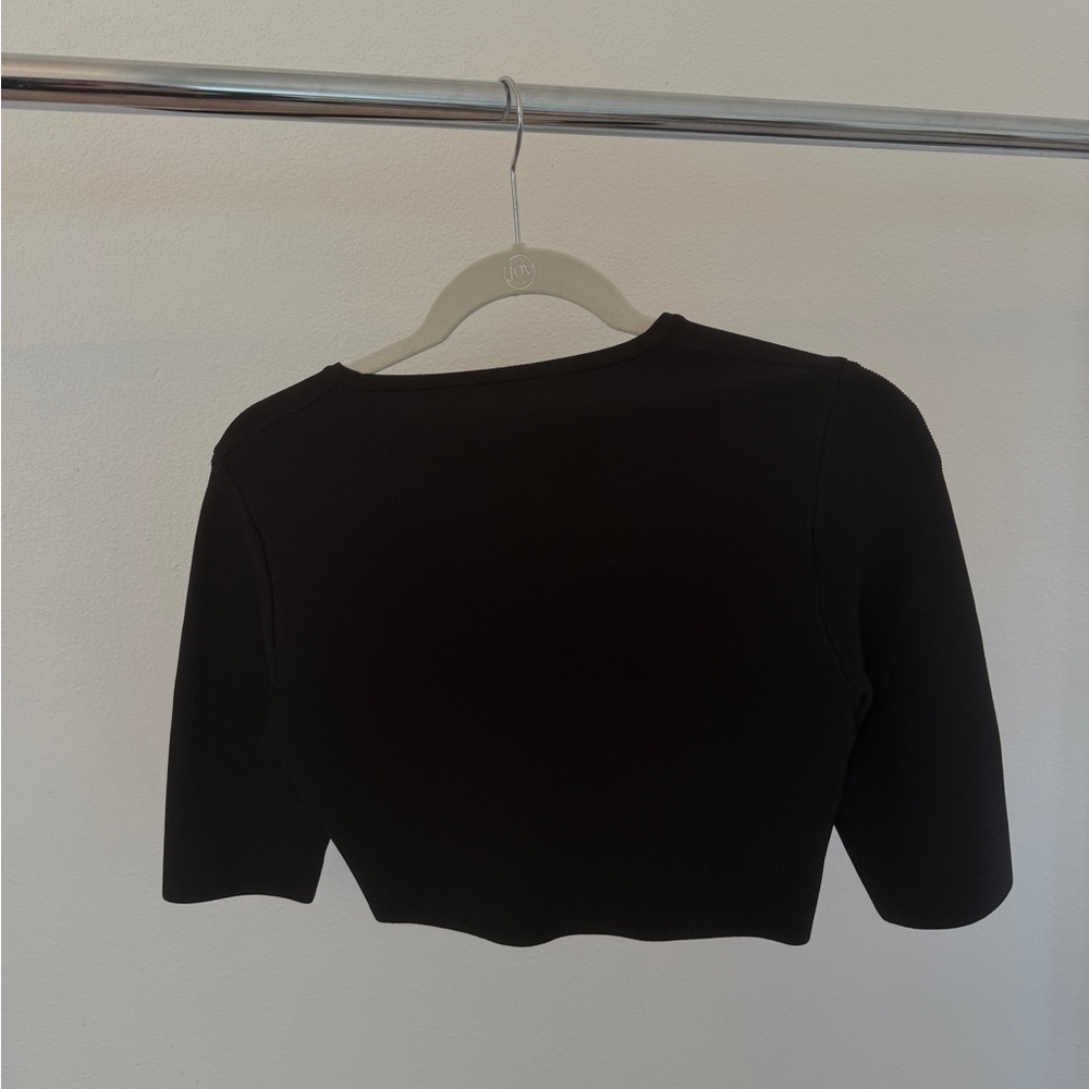 BCBGMaxAzria Fitted Black Crop Top - Picture 2 of 3